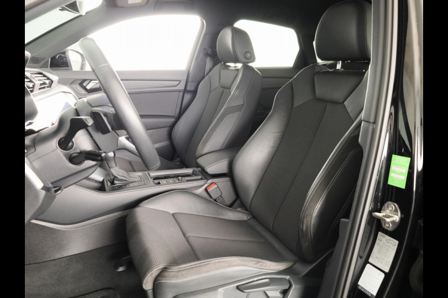 Audi Q3 Sportback 45 TFSI e S Edition 245pk | Parkeercamera | Trekhaak | Navigatie | Keyless entry | 19 inch Lichtmetalen velgen