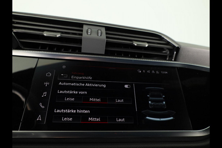 Audi Q3 Sportback 45 TFSI e S Edition 245pk | Parkeercamera | Trekhaak | Navigatie | Keyless entry | 19 inch Lichtmetalen velgen