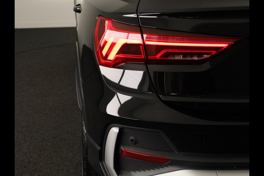Audi Q3 Sportback 45 TFSI e S Edition 245pk | Parkeercamera | Trekhaak | Navigatie | Keyless entry | 19 inch Lichtmetalen velgen