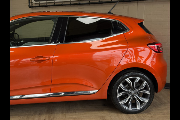 Renault Clio 1.0 TCe 90pk Automaat | Groot Navi | 360 | 17" | PDC V+A | Stoel & stuur verwarming | Keurig nette auto |