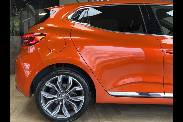 Renault Clio 1.0 TCe 90pk Automaat | Groot Navi | 360 | 17" | PDC V+A | Stoel & stuur verwarming | Keurig nette auto |