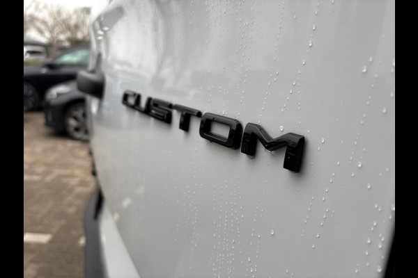 Ford Transit Custom 320L L2H1 Trend 136 PK NIEUW MODEL LICHTMETALEN VELGEN LED AIRCO CRUISE CONTROL CAMERA NAVIGATIE DMV CARPLAY LAADRUIMTE BETIMMERING