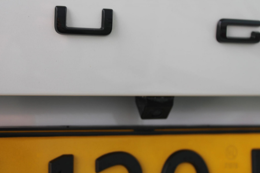 Ford Kuga 2.5 PHEV ST-Line X | Panoramadak | Adaptive cruise control | Head up Display | Winter Pack | Camera | 19 inch | Rode remklauwen