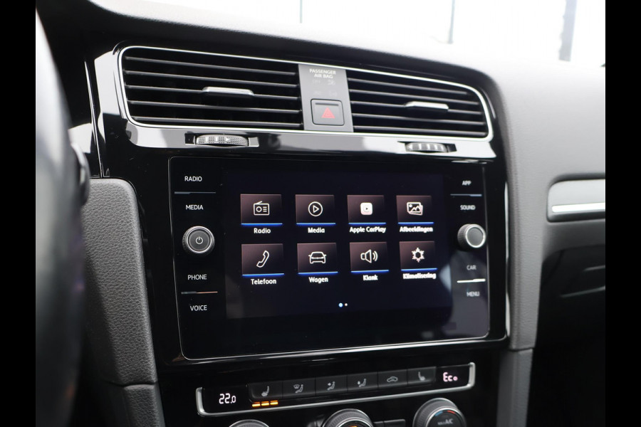 Volkswagen Golf 1.4 TSI PHEV GTE 204 PK AUT. + TREKHAAK | ADAPTIVE CRUISE | CAMERA | CARPLAY