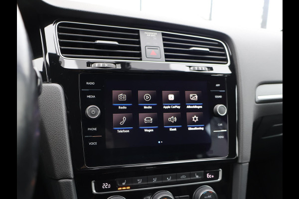 Volkswagen Golf 1.4 TSI PHEV GTE 204 PK AUT. + TREKHAAK | ADAPTIVE CRUISE | CAMERA | CARPLAY