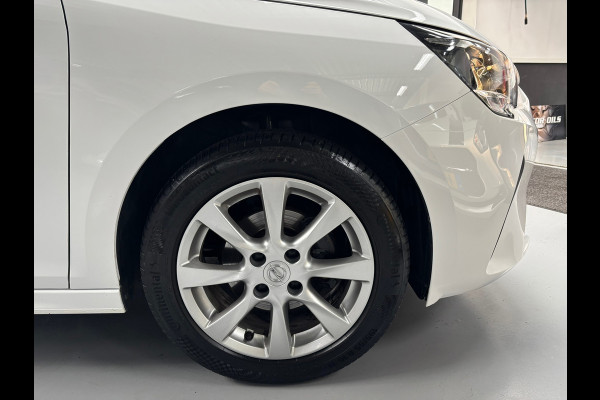 Opel Corsa 1.2 Edition / Stoel+Stuurverwarming / Carplay