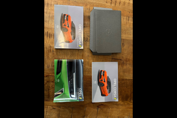 Opel Corsa 1.2 Edition / Stoel+Stuurverwarming / Carplay