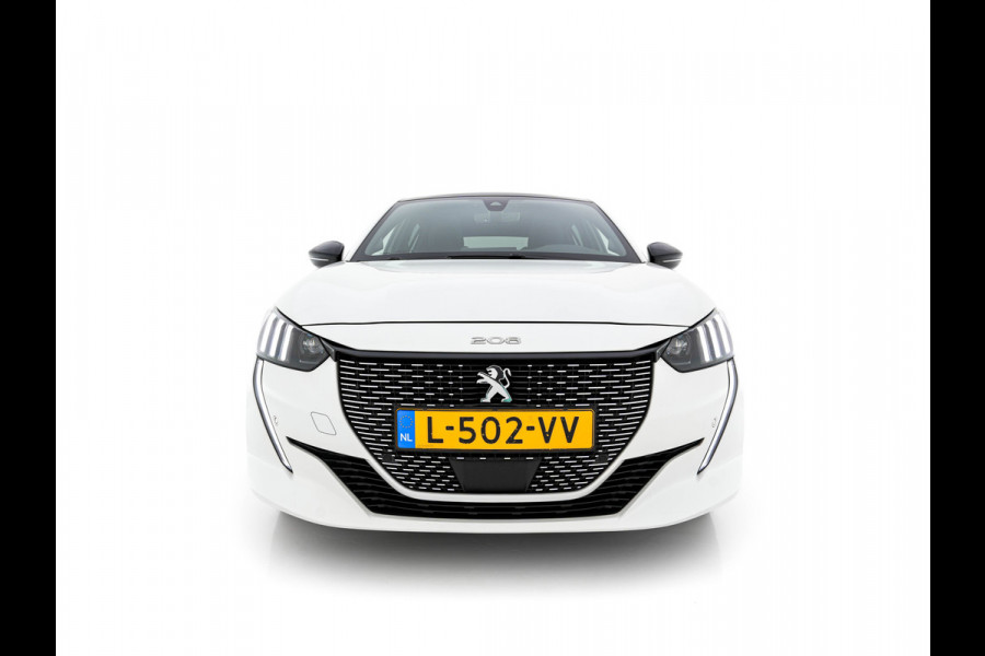 Peugeot e-208 EV GT Pack 50 kWh (3-Fase-11kW) {SOH-86%} (INCL-BTW) *HEATPUMP | PANO | FULL-LED | DIGI-COCKPIT | BLINDSPOT | CAMERA | LEATHER-ALCANTARA | AMBIENTLIGHT | NAVI-FULLMAP | LANE-ASSIST | KEYLESS | DAB | CCS-FASTLOADER | HEATED-SPORTSEATS