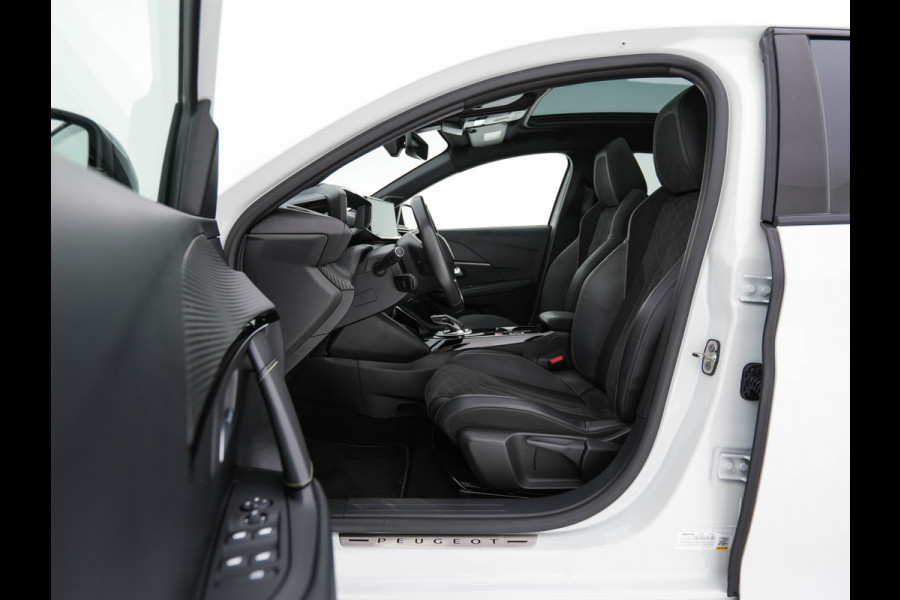 Peugeot e-208 EV GT Pack 50 kWh (3-Fase-11kW) {SOH-86%} (INCL-BTW) *HEATPUMP | PANO | FULL-LED | DIGI-COCKPIT | BLINDSPOT | CAMERA | LEATHER-ALCANTARA | AMBIENTLIGHT | NAVI-FULLMAP | LANE-ASSIST | KEYLESS | DAB | CCS-FASTLOADER | HEATED-SPORTSEATS