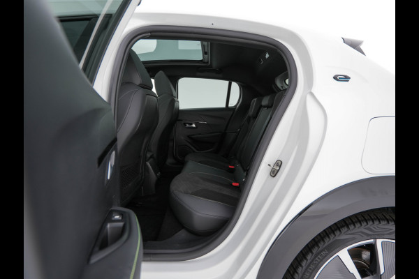 Peugeot e-208 EV GT Pack 50 kWh (3-Fase-11kW) {SOH-86%} (INCL-BTW) *HEATPUMP | PANO | FULL-LED | DIGI-COCKPIT | BLINDSPOT | CAMERA | LEATHER-ALCANTARA | AMBIENTLIGHT | NAVI-FULLMAP | LANE-ASSIST | KEYLESS | DAB | CCS-FASTLOADER | HEATED-SPORTSEATS
