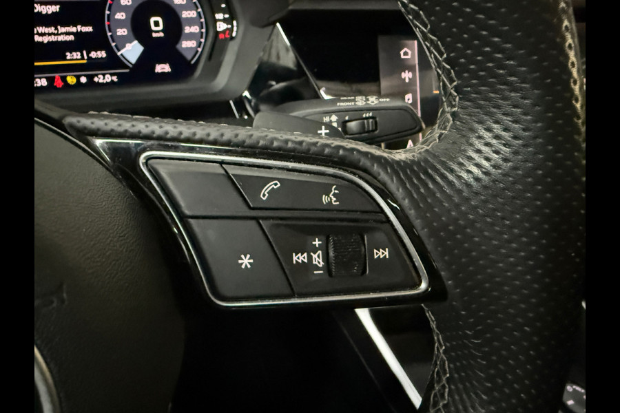 Audi A3 Sportback 40 TFSI e Advanced edition Pano S-line