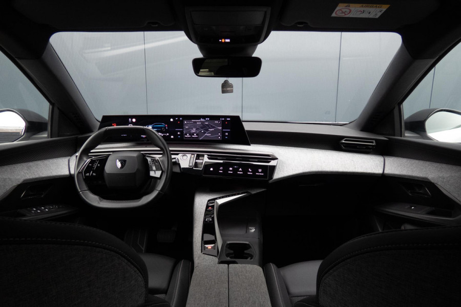 Peugeot 3008 1.2 Hybrid 136 GT | STOELVERWARMING | ACC | STUURWIELVERWARMING | CAMERA | SFEERVERLICHTING
