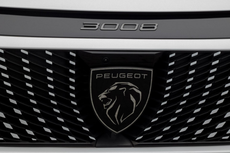 Peugeot 3008 1.2 Hybrid 136 GT | STOELVERWARMING | ACC | STUURWIELVERWARMING | CAMERA | SFEERVERLICHTING