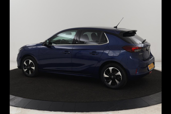 Opel CORSA-E Elegance 50 kWh | SOH 90% | 3 Fase | Camera | Warmtepomp | Carplay | Dodehoek detectie | Parkeerhulp | Full LED | Cruise control | Bluetooth | Climate control