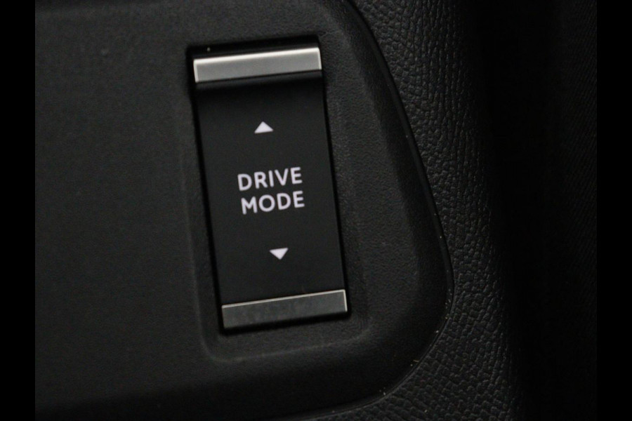 Opel CORSA-E Elegance 50 kWh | SOH 90% | 3 Fase | Camera | Warmtepomp | Carplay | Dodehoek detectie | Parkeerhulp | Full LED | Cruise control | Bluetooth | Climate control