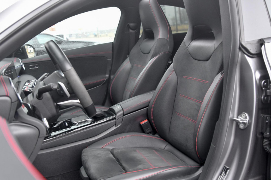 Mercedes-Benz CLA-Klasse 250 e AMG Night, Magno, Pano, Memory, Dodeh, Multibeam, Camera, Sfeer, CarPlay!