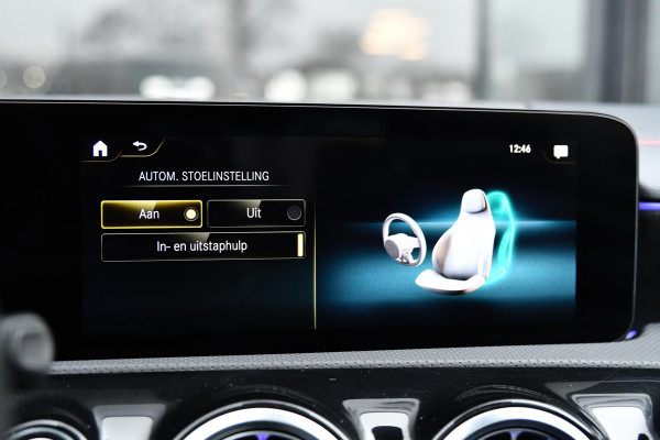 Mercedes-Benz CLA-Klasse 250 e AMG Night, Magno, Pano, Memory, Dodeh, Multibeam, Camera, Sfeer, CarPlay!