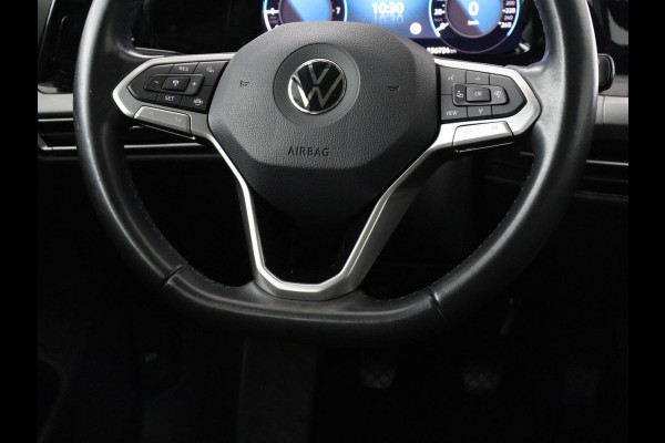 Volkswagen Golf 1.0 TSI Life | Carplay | Sfeerverlichting | Adaptive cruise | Navigatie | Parkeerhulp | Climate control | Full LED | Bluetooth