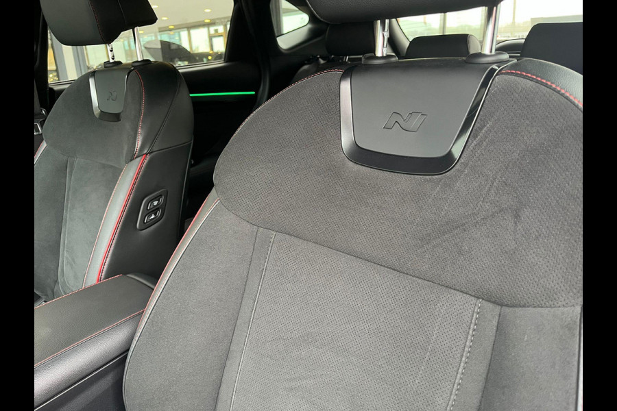 Hyundai Tucson 1.6 T-GDI PHEV N Line 4WD | Stoelverwarming | Elektrisch verstelbare stoelen met geheugen | Achteruitrijcamera | Adaptive cruise control