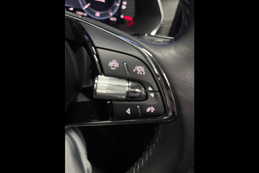 Škoda Octavia Combi 1.0 TSI Business Edition Plus Navi | Clima | Cruise | PANO | Trekhaak