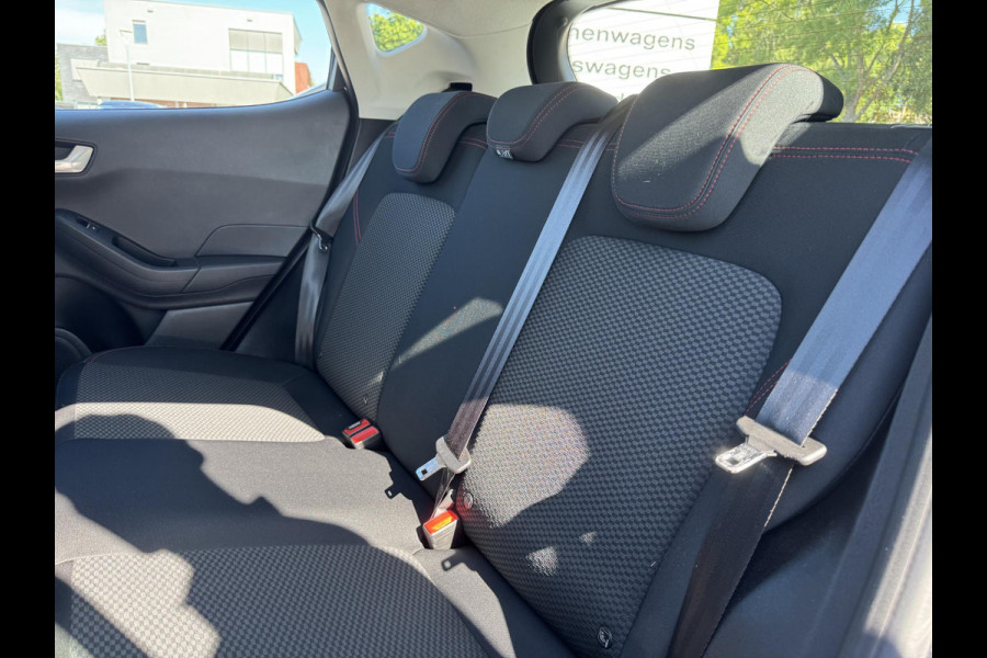 Ford Fiesta 1.0 EcoBoost ST-Line 100pk Automaat | Cruise control | Apple Carplay / Android Auto | Parkeersensoren achter | 17 inch lichtmetaal