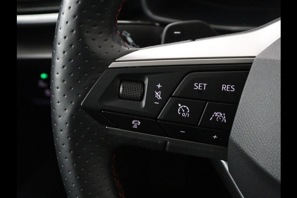 Seat Leon 1.4 TSI eHybrid PHEV FR | Stoel & stuurverwarming | Camera | Adaptive cruise | Carplay | Navigatie | Sfeerverlichting | Park Assist | Climate control | Full LED | PHEV | Plug In