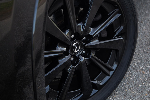 Mazda CX-60 2.5 e-SkyActiv PHEV Homura 360 CAMERA / STOELVERWARMING + KOELING / CARPLAY / ADAPTIVE CRUISE