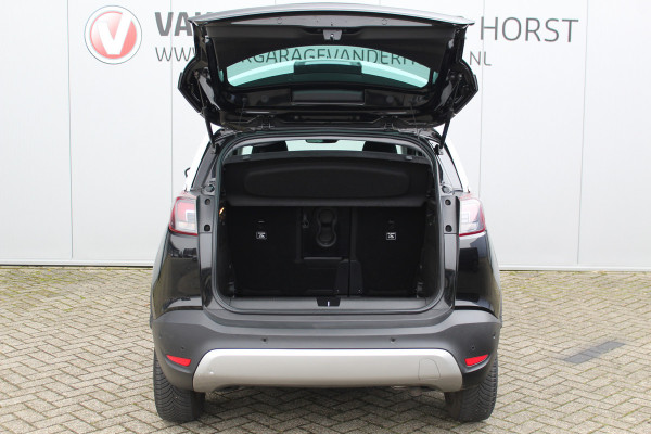 Opel Crossland X 1.2-131pk Turbo Innovation. Two tone. Erg nette en luxe hoogzitter voor nog jaren rijplezier ! Autm. airco, parkeersensoren v+a, camera, LM wielen, ergonomische voorstoelen, cruise control, side assist, navigatie, telefoonvoorb. etc.