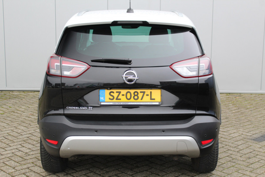 Opel Crossland X 1.2-131pk Turbo Innovation. Two tone. Erg nette en luxe hoogzitter voor nog jaren rijplezier ! Autm. airco, parkeersensoren v+a, camera, LM wielen, ergonomische voorstoelen, cruise control, side assist, navigatie, telefoonvoorb. etc.