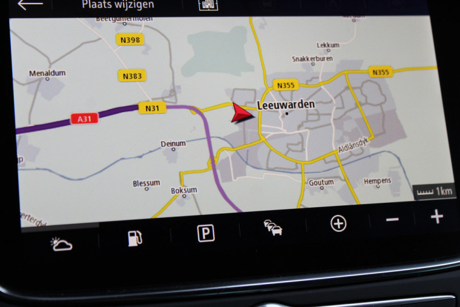 Opel Crossland X 1.2-131pk Turbo Innovation. Two tone. Erg nette en luxe hoogzitter voor nog jaren rijplezier ! Autm. airco, parkeersensoren v+a, camera, LM wielen, ergonomische voorstoelen, cruise control, side assist, navigatie, telefoonvoorb. etc.