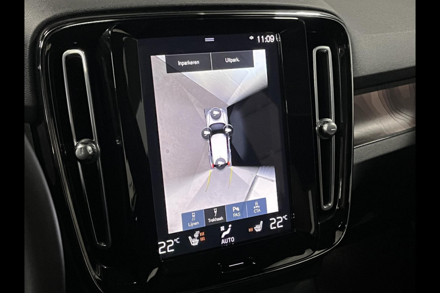 Volvo XC40 1.5 T5 Plug-in hybrid Ultimate Dark Trekhaak | Open dak | Adapt. cruise | Stuur-/stoelverwarming | Harman/Kardon | 360 camera | Carplay
