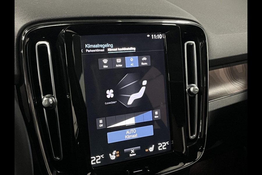 Volvo XC40 1.5 T5 Plug-in hybrid Ultimate Dark Trekhaak | Open dak | Adapt. cruise | Stuur-/stoelverwarming | Harman/Kardon | 360 camera | Carplay