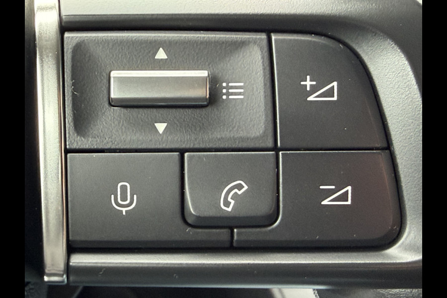 Citroën C4 130pk Shine (Camera - Keyless Entry - LED - Parkeersensoren V+A - Automatische Airco - Adaptieve Cruise Controle - Leder)