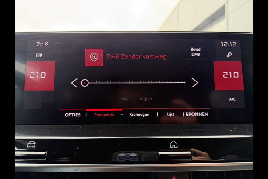 Citroën C4 130pk Shine (Camera - Keyless Entry - LED - Parkeersensoren V+A - Automatische Airco - Adaptieve Cruise Controle - Leder)