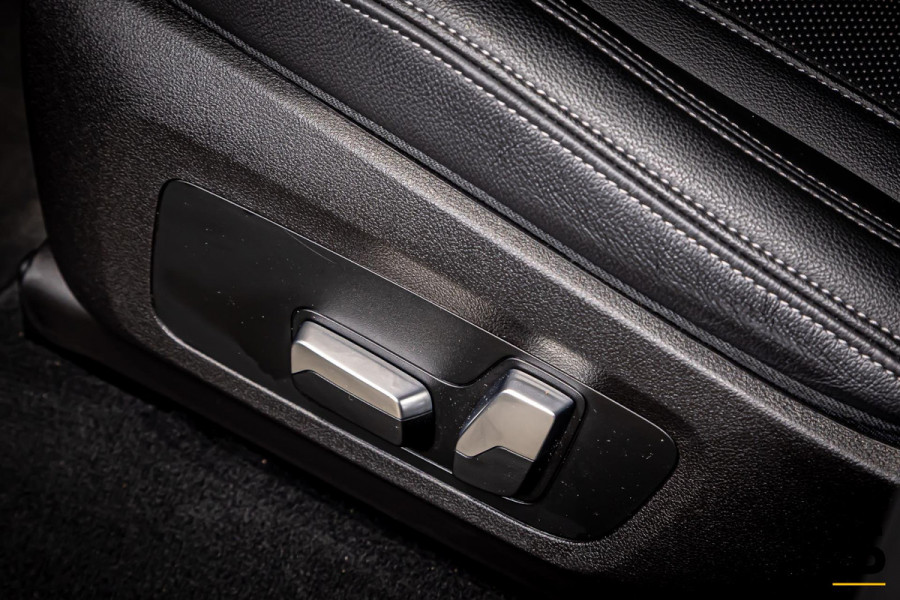 BMW X3 XDrive30e High Executive|M-sport|Leder|Cam|1eig