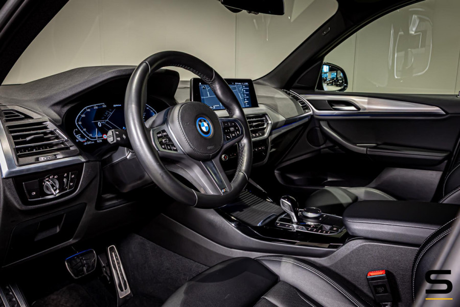 BMW X3 XDrive30e High Executive|M-sport|Leder|Cam|1eig