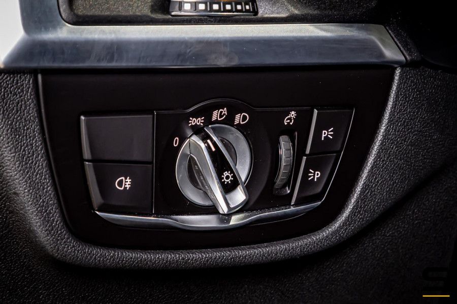 BMW X3 XDrive30e High Executive|M-sport|Leder|Cam|1eig