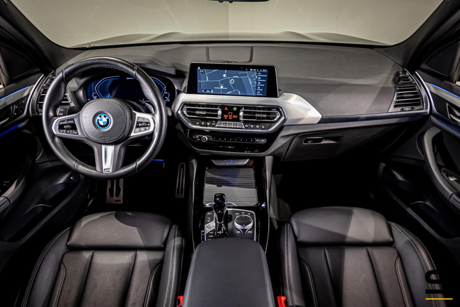 BMW X3 XDrive30e High Executive|M-sport|Leder|Cam|1eig