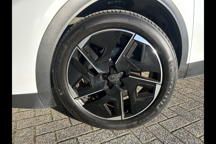 Peugeot 408 1.6 HYbrid GT 180 EAT8 | 1400kg Trekgewicht| El.achterklep | Matrix LED | Prijs is rijklaar