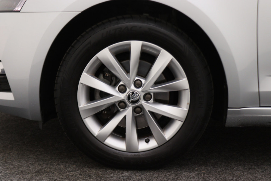 Škoda Octavia Combi 1.0 TSI Greentech Business Edition Climate, Cruise, Camera, Apple Carplay, Elektrisch Pakket, 16''