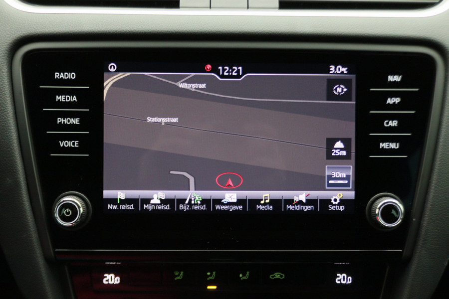 Škoda Octavia Combi 1.0 TSI Greentech Business Edition Climate, Cruise, Camera, Apple Carplay, Elektrisch Pakket, 16''