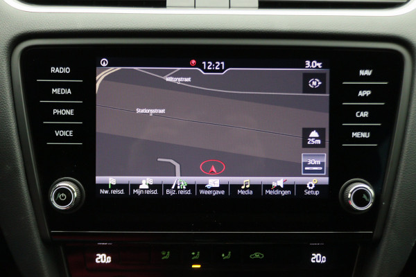 Škoda Octavia Combi 1.0 TSI Greentech Business Edition Climate, Cruise, Camera, Apple Carplay, Elektrisch Pakket, 16''