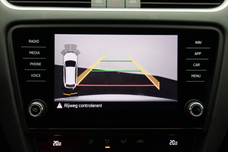 Škoda Octavia Combi 1.0 TSI Greentech Business Edition Climate, Cruise, Camera, Apple Carplay, Elektrisch Pakket, 16''