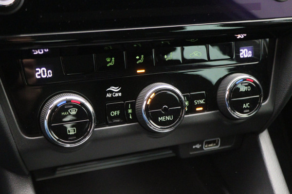 Škoda Octavia Combi 1.0 TSI Greentech Business Edition Climate, Cruise, Camera, Apple Carplay, Elektrisch Pakket, 16''