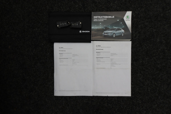 Škoda Octavia Combi 1.0 TSI Greentech Business Edition Climate, Cruise, Camera, Apple Carplay, Elektrisch Pakket, 16''