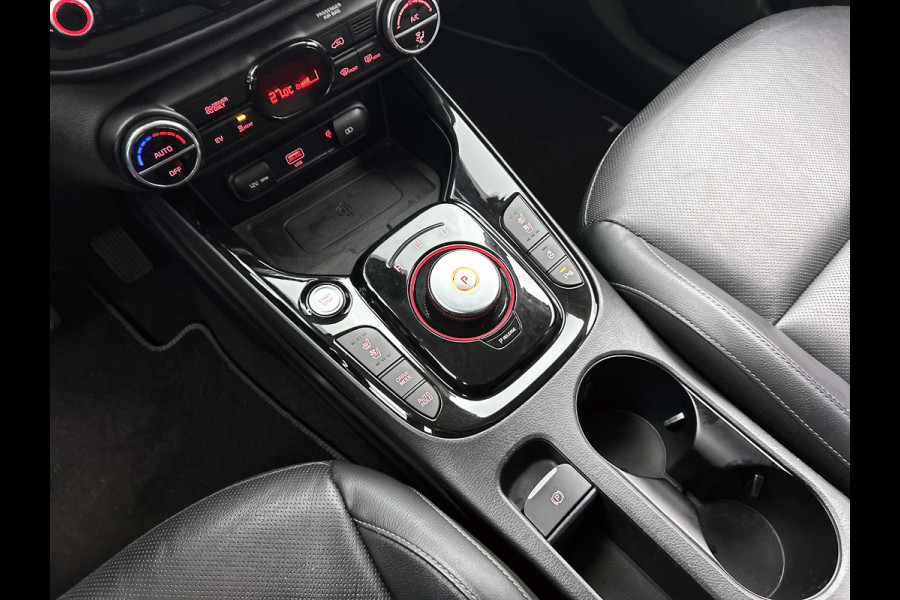 Kia e-Soul 150kW / 64kWh / SOH 100% / Executive line / Leder / TV. DVD scherm / Xenon / Navigatie / Airco-ecc. / Apk 12-2026