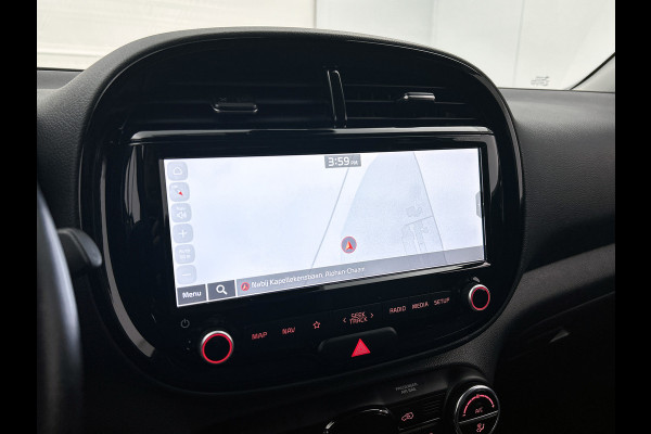 Kia e-Soul 150kW / 64kWh / SOH 100% / Executive line / Leder / TV. DVD scherm / Xenon / Navigatie / Airco-ecc. / Apk 12-2026