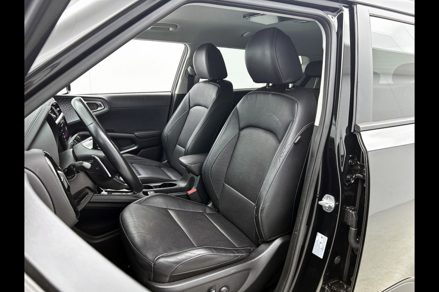 Kia e-Soul 150kW / 64kWh / SOH 100% / Executive line / Leder / TV. DVD scherm / Xenon / Navigatie / Airco-ecc. / Apk 12-2026