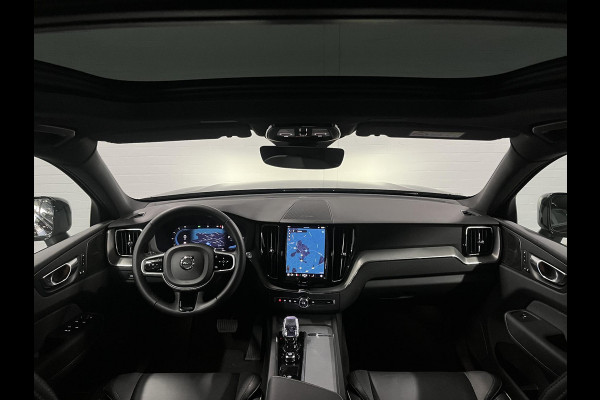 Volvo XC60 2.0 T6 Plug-in hybrid AWD Plus Dark Open dak | Adapt. Cruise | Stuur-/stoelverwarming | 360 camera | Memory | Carplay | H&K | Leder