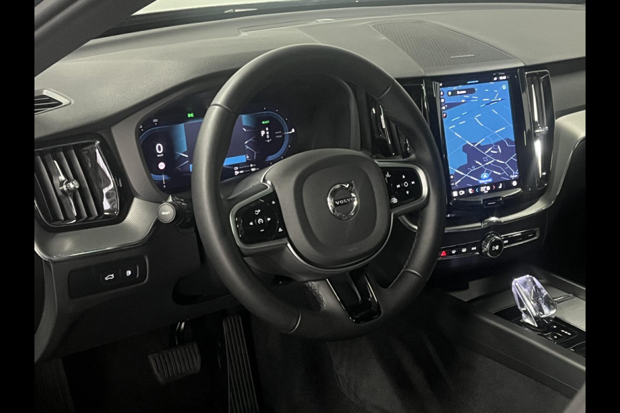 Volvo XC60 2.0 T6 Plug-in hybrid AWD Plus Dark Open dak | Adapt. Cruise | Stuur-/stoelverwarming | 360 camera | Memory | Carplay | H&K | Leder